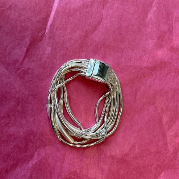 Nine West silver tone magnetic clasp bracelet - Picture 3 of 5